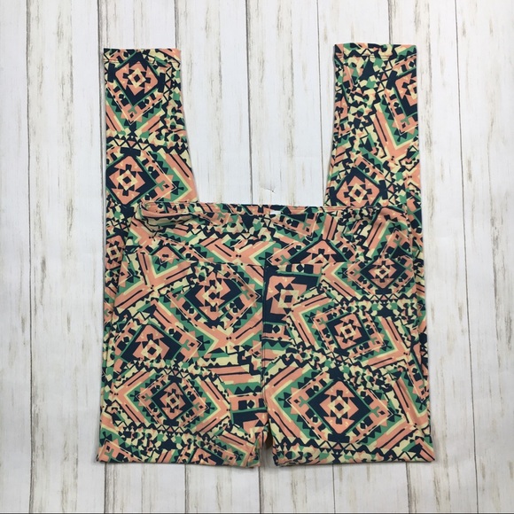 LuLaRoe Pants - LuLaRoe Leggings Pastel Geometric Print